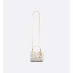 Sac Lady Dior Mini couleur latte
