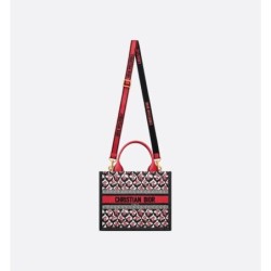 Sac Dior Book Tote Small Dioramour