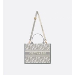 Sac Dior Book Tote Medium veau gris