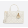 Sac Dior Book Tote Mini Macrocannage couleur latte