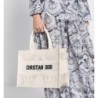 Sac Dior Book Tote Medium Soleil blanche
