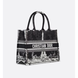 Sac Dior Book Tote Medium Paris noire et blanche