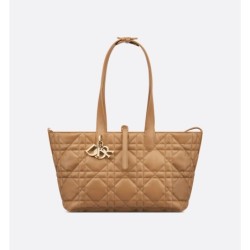 Sac Dior Toujours Medium tan